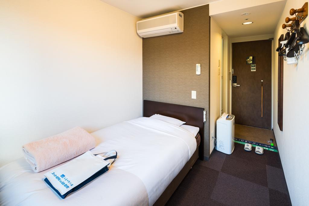 Super Hotel Inn Sendai Kokubuncho Szoba fotó